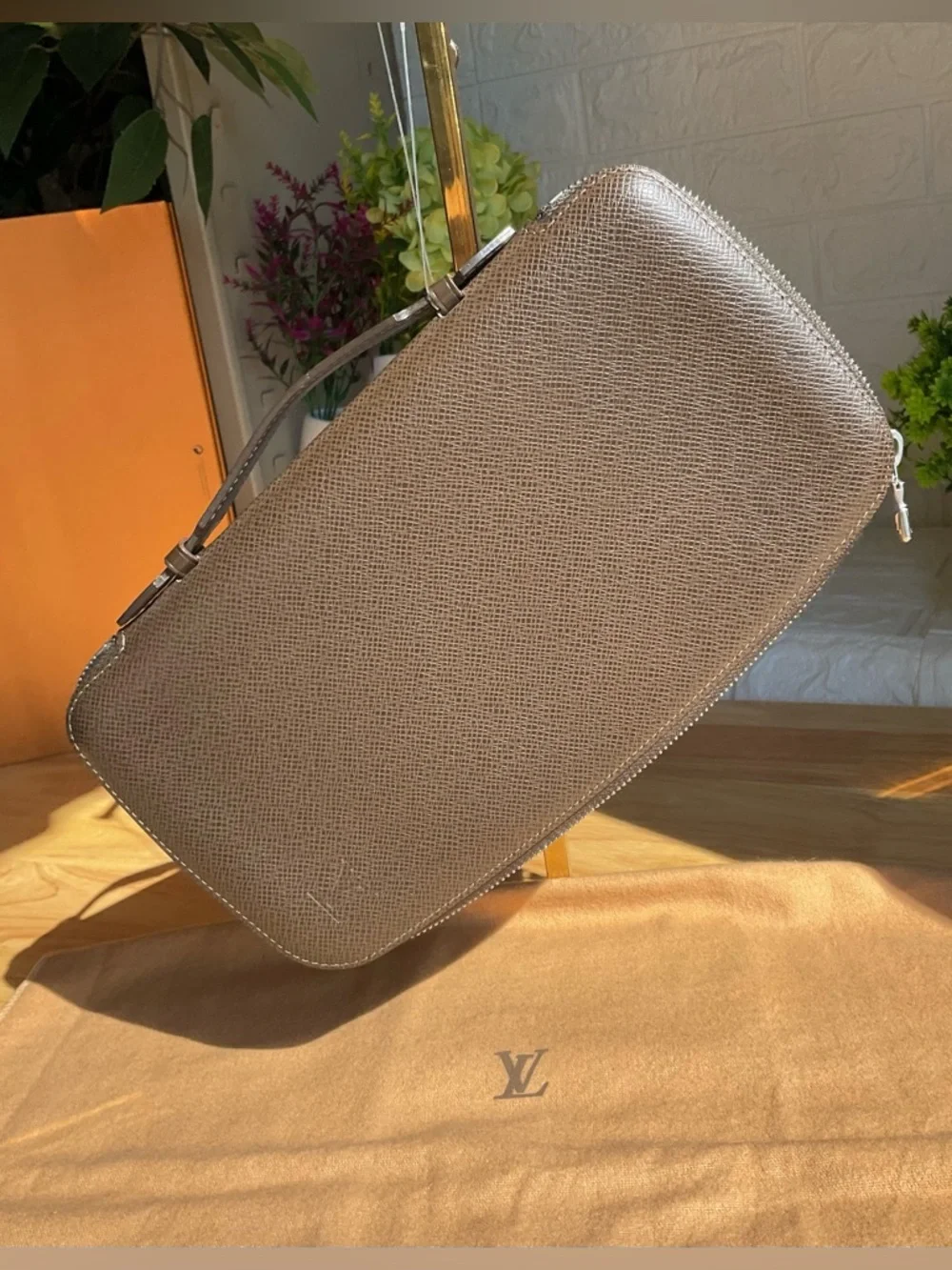 ✅LV CLUTCH TRAVEL ORGANIZER MI1014 LOUIS VUITTON AUTHENTIC - Picture 2 of 11